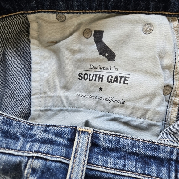 NWOT AG straight leg high rise crop. "The Isabelle". Distressed denim SZ 30 - Picture 10 of 12